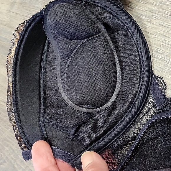 Chantelle Opera Gold Lace Floral Bra Size 36C - Picture 7 of 13